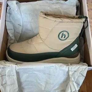 Brand New never worn Hidden x Suicoke Bower boots, size 6 Hidden x SUICOKE Suicoke Bower Boots in Beige limited  main image 2